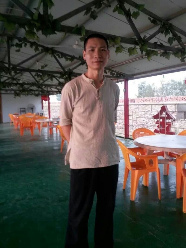 周哥的第三张照片--安化中老年相亲网